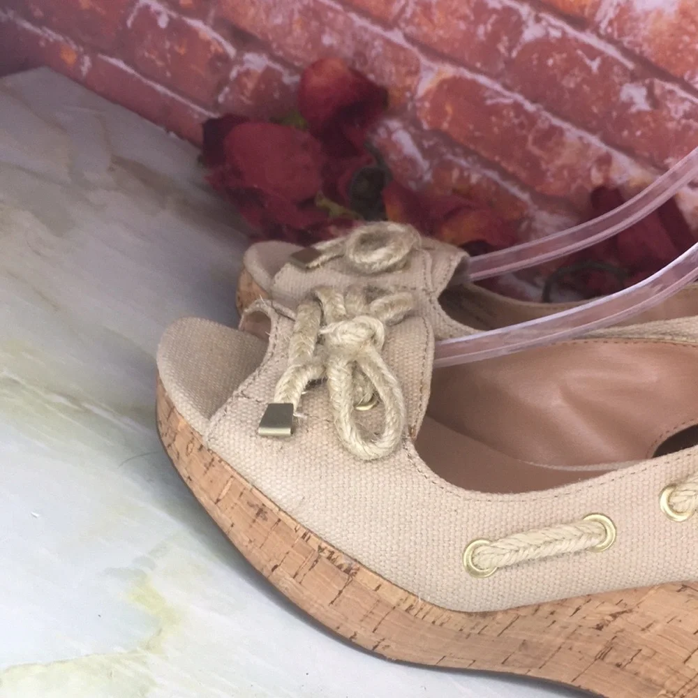 Franco Sarto khaki burlap